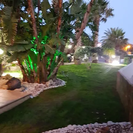Galleria Villa *