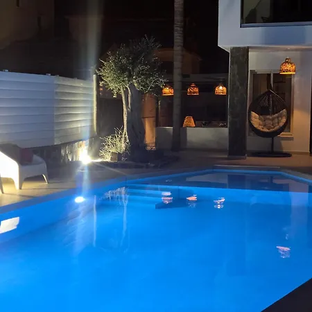Villa Olea Mediterranean Luxury With 14m Private Pool- 300m From Faros Perivólia