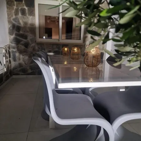 Olea Mediterranean Luxury With 14m Private Pool- 300m From Faros