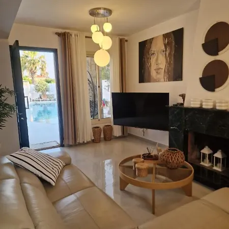 Olea Mediterranean Luxury With 14m Private Pool- 300m From Faros Villa
